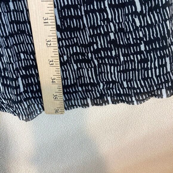 The Limited Dress Sz Med Black Print Babydoll Tank Ruffle Sweetheart Front - Picture 5 of 11